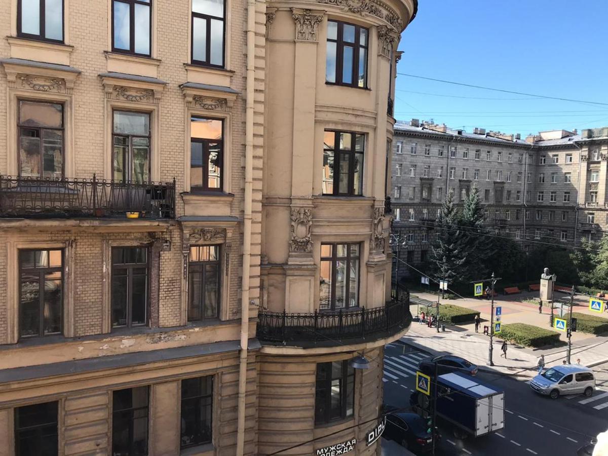 Solo Na Bolshom Prospekte Hotel Sankt Petersburg Exterior foto